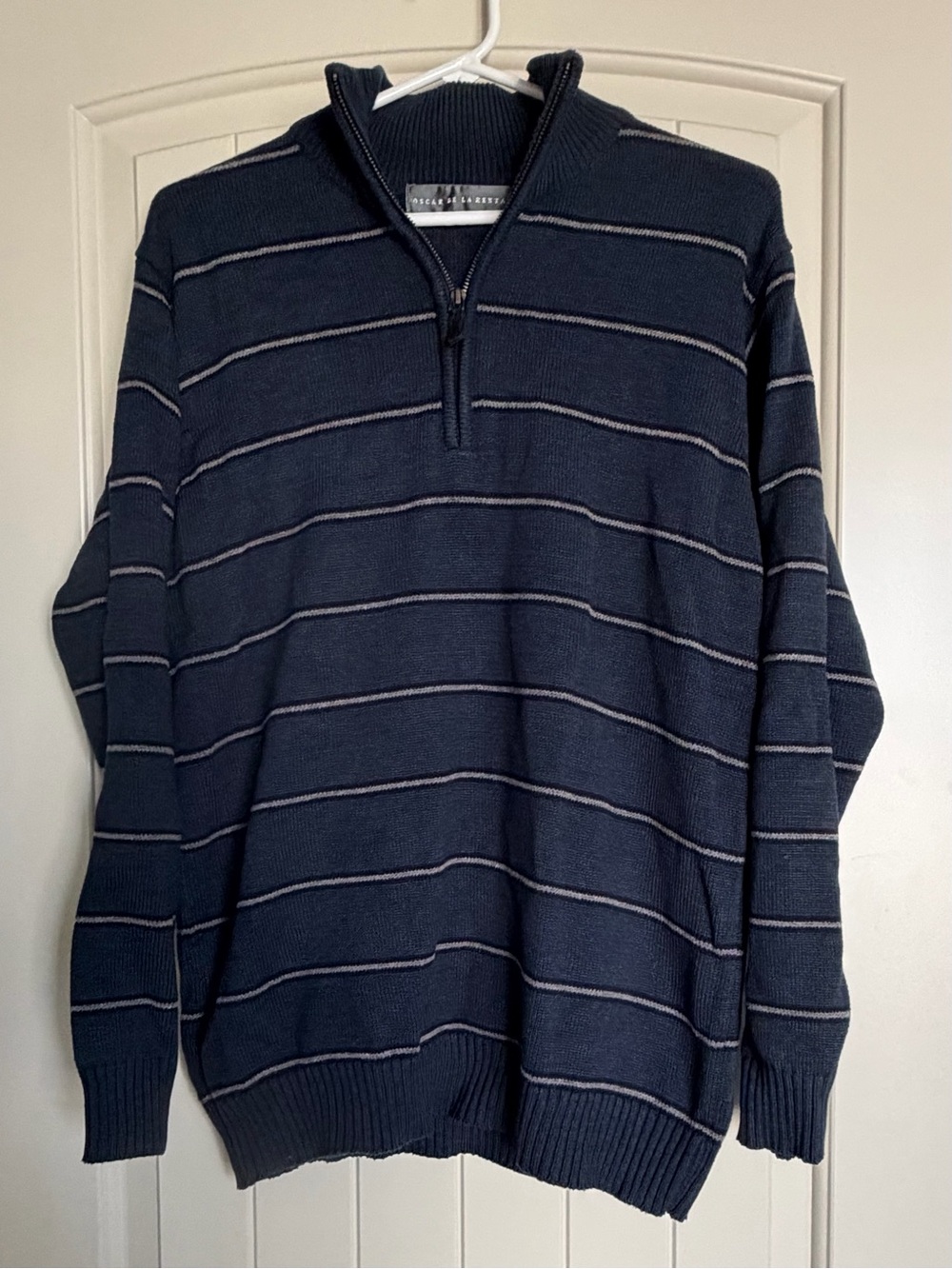 Oscar de la Renta Men's Navy Quarter-Zip Striped Sweater Size L